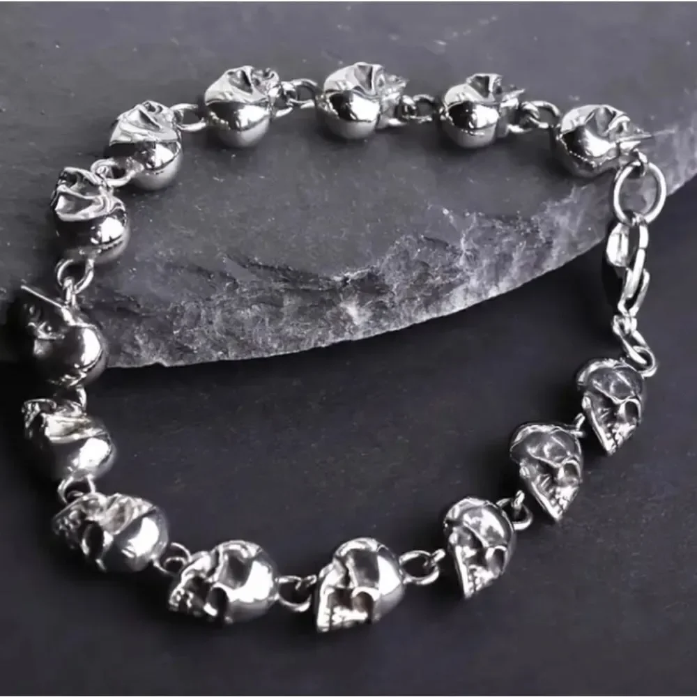 💀 Metallic Skeleton Skull Bracelet 💀